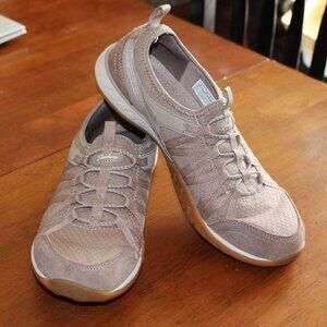 Skechers Women's Tan Casual Shoes